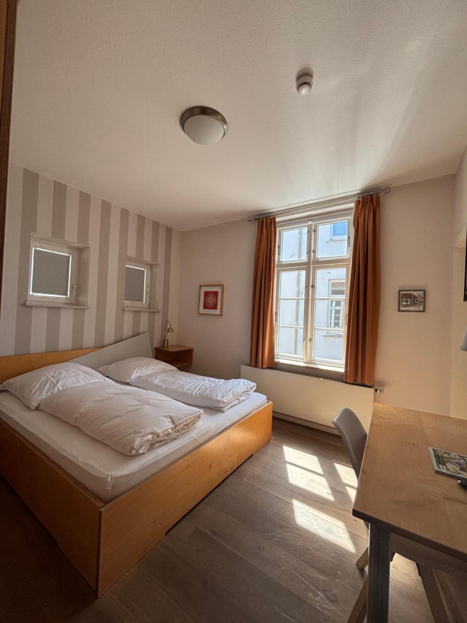 Hotel Zollhaus Schleswig Exterior photo